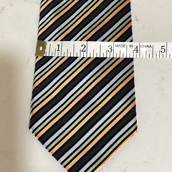 Men’s Neck Tie Excellent Condition - Picture 6 of 7